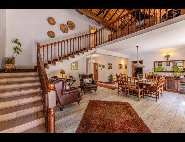 7 BEDROOM HOUSE FOR SALE IN BRYANSTON